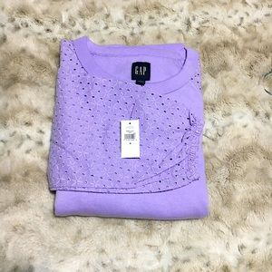 GAP Violet Sweatshirt with Eyelet ballon 3/4 sleeve in size Small